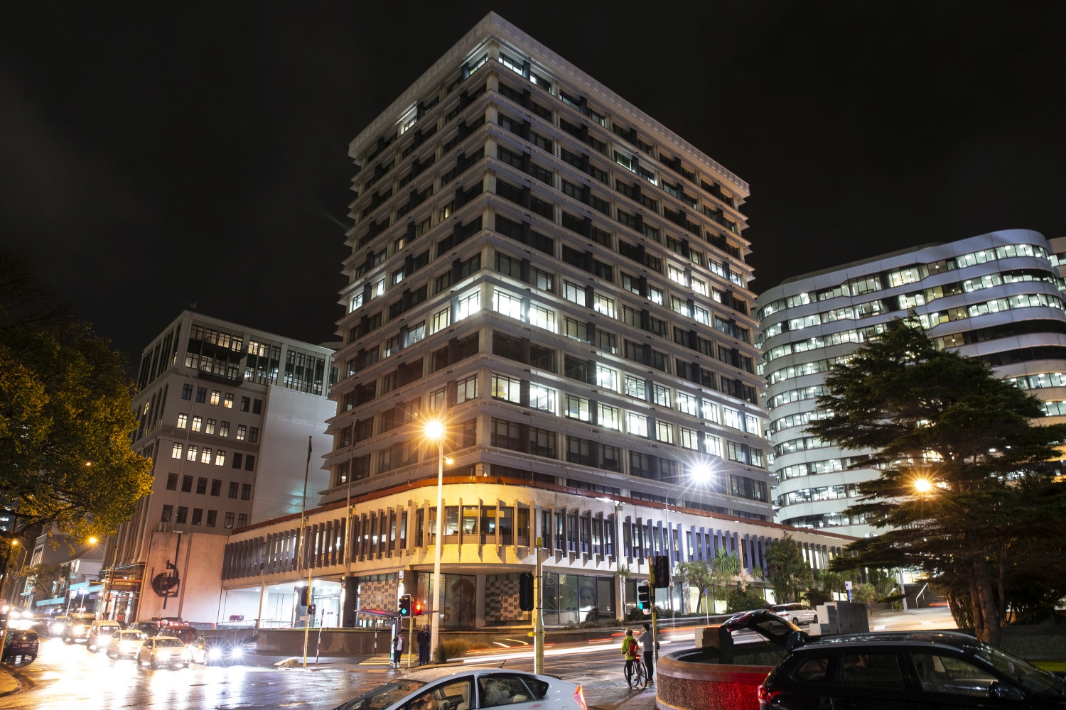 NZ's financial stability risks higher than in recent years