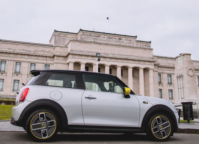 Review: The Mini Electric - a little shocker | BusinessDesk